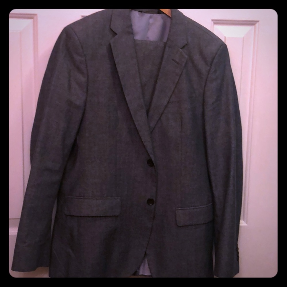 Men’s suit
